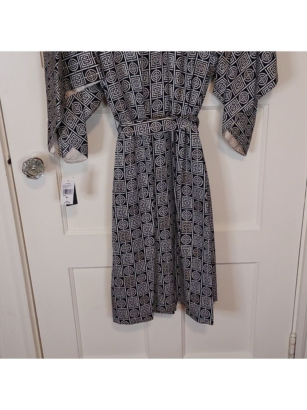 Natori Infinity Robe - Picture 15 of 16